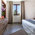 度假居 Denu Salento - Intera Dimora Con Piscina Ad Uso Esclusivo 帕拉比塔