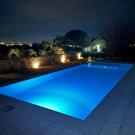 Denu Salento - Intera Dimora Con Piscina Ad Uso Esclusivo Bed & Breakfast Parabita