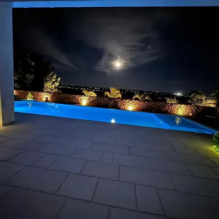 Bed & Breakfast Denu Salento - Intera Dimora Con Piscina Ad Uso Esclusivo Parabita