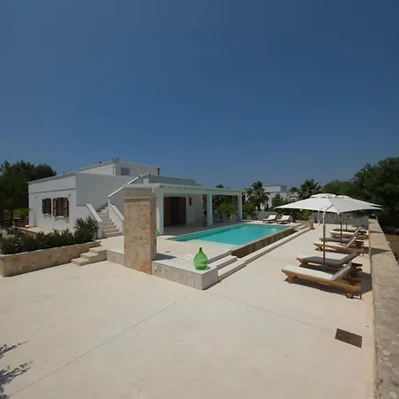 Denu Salento - Intera Dimora Con Piscina Ad Uso Esclusivo Bed & Breakfast