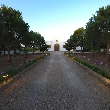Denu Salento - Intera Dimora Con Piscina Ad Uso Esclusivo Bed & Breakfast Parabita